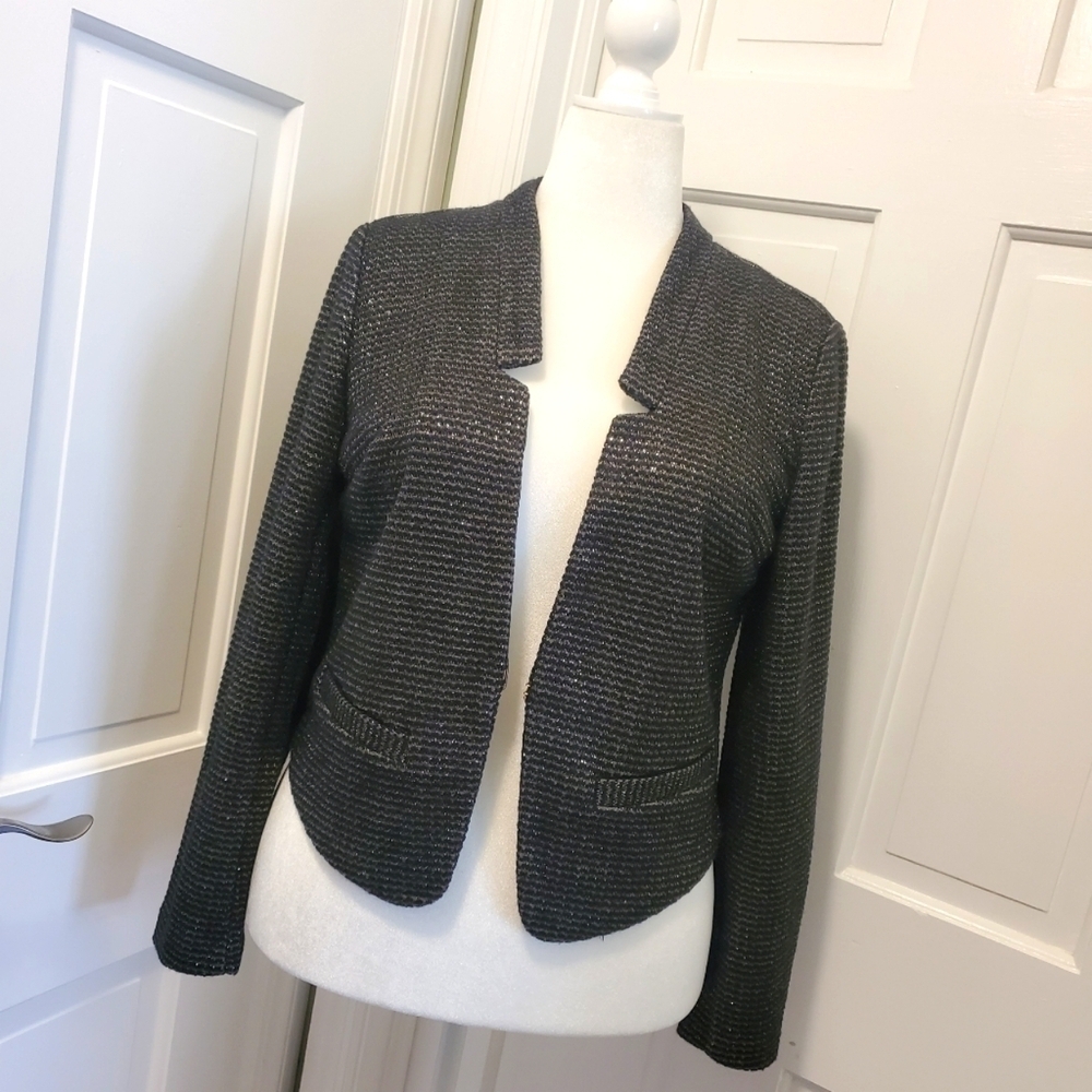 C. WONDER Crop Style Gold Metallic Blazer Size Medium, Classic